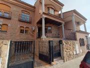 Casa adosada en Venta en Azucaica