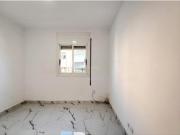 Casa adosada en venta en Badalona, Llefià. Gran...