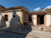 Casa adosada en venta en Baleares Puigpunyent. Casa en...