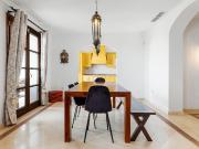 Casa adosada en venta en Benahavís, Benahavís pueblo. La...