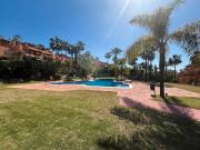 Casa adosada en venta en Benahavís, La Alquería. Casas...