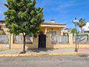 Casa adosada en Venta en Bollullos de la Mitación