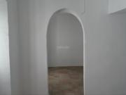 Casa adosada en venta en Cáceres, Casco Antiguo. Local y...