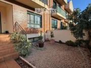 Casa adosada en venta en Cáceres, Nuevo Cáceres. en...