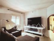 Casa adosada en venta en Caldes de Malavella. Plaza Sant...