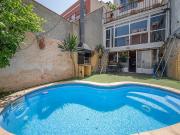 Casa adosada en venta en calle De la Beneficència,...