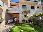 Casa adosada en venta en calle De Paul Gauguin,...