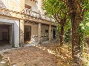 Casa adosada en venta en calle Gran, Esparreguera, de...