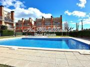 Casa adosada en venta en calle Joaquim Mir, Cambrils, de...