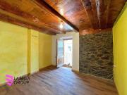 Casa adosada en venta en calle Major, Valls de Valira,...