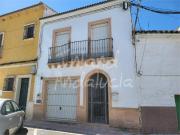 Casa adosada en Venta en Casariche