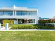 Casa adosada en Venta en Casco Antiguo