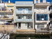 Casa adosada en venta en Castelló d´Empúries, de 189 m²...