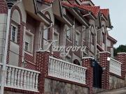 Casa adosada en venta en Castro Urdiales, Centro....