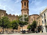 Casa adosada en Venta en Centre