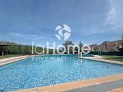 Casa adosada en Venta en Centro