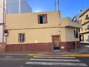 Casa adosada en Venta en Centro