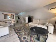 Casa adosada en Venta en Centro