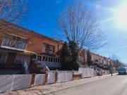 Casa adosada en Venta en Centro