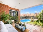 Casa adosada en Venta en Centro