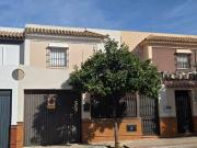 Casa adosada en Venta en Centro Doña Mercedes