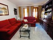 Casa adosada en Venta en Centro Urbano