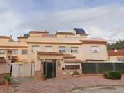 Casa adosada en Venta en Chilches