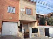 Casa adosada en Venta en Chozas de Canales