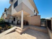 Casa adosada en Venta en Colegio Europa