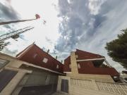 Casa adosada en Venta en Corinto Almarda