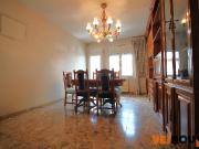 Casa adosada en venta en Cornellà de Llobregat, Riera....