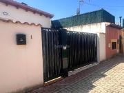 Casa adosada en venta en Corpa. Casas adosadas.