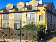 Casa adosada en Venta en Cudón