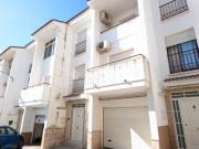 Casa adosada en Venta en Daimiel