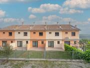 Casa adosada en Venta en Darnius