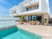 Casa adosada en Venta en Dolores