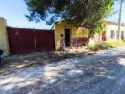 Casa adosada en venta en Dolores. Chalet pareado en...