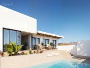 Casa adosada en venta en Dolores. Vivienda adosada en...