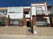 Casa adosada en Venta en El Cristo Cayetano Roldán