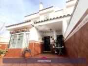Casa adosada en Venta en El Rocío La Milagrosa