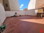 Casa adosada en Venta en Centre