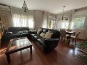 Casa adosada en Venta en Ensanche