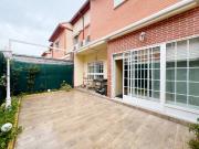 Casa adosada en Venta en Ensanche