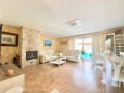 Casa adosada en Venta en Ensanche