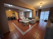 Casa adosada en venta en Esparreguera, Nucli Urbà. Casa...