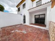 Casa adosada en Venta en Espartinas Pueblo