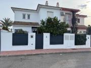 Casa adosada en Venta en Espartinas Pueblo