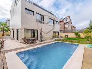 Casa adosada en Venta en Estación