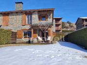 Casa adosada en Venta en Estavar