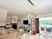 Casa adosada en venta en Estepona, Bel Air. Lujo Frente...